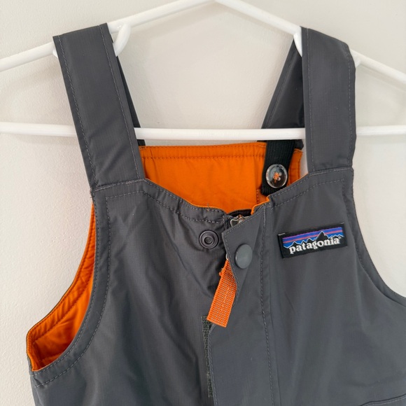 Patagonia toddler snow bibs in size 2T in grey & orange - Picture 2 of 10